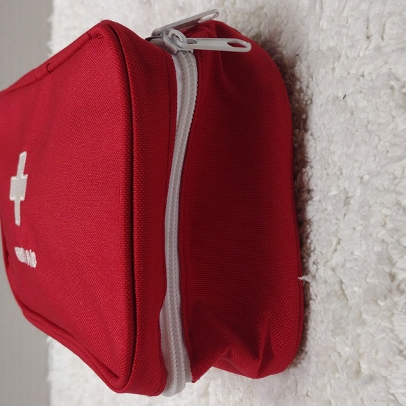 First Aid Pouch Red Empty - Picture 5 of 12